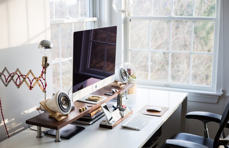 Ofiso baldų svarba: patogi ir produktyvi darbo vieta